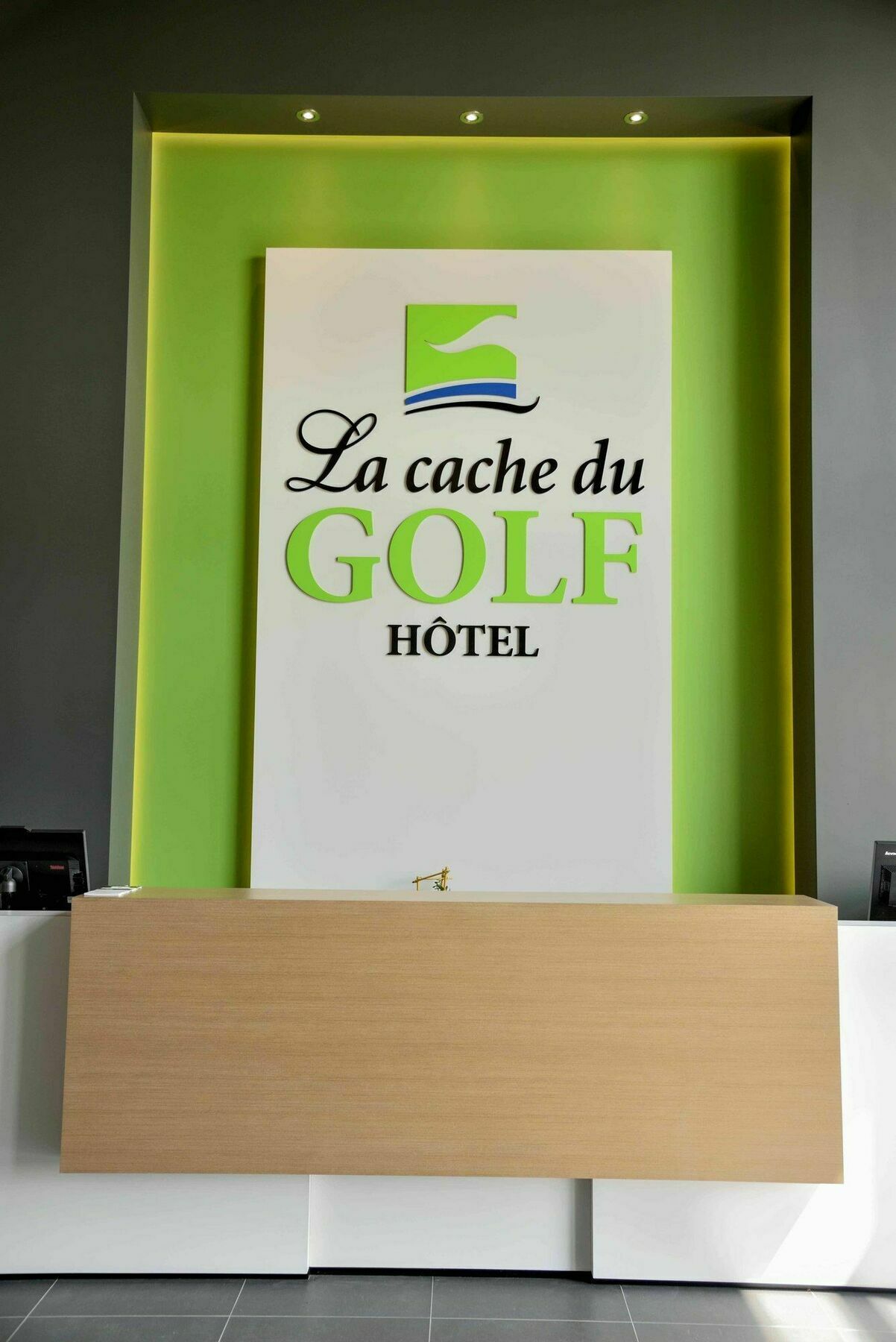 La Cache Du Golf Hotel Beauceville ภายนอก รูปภาพ